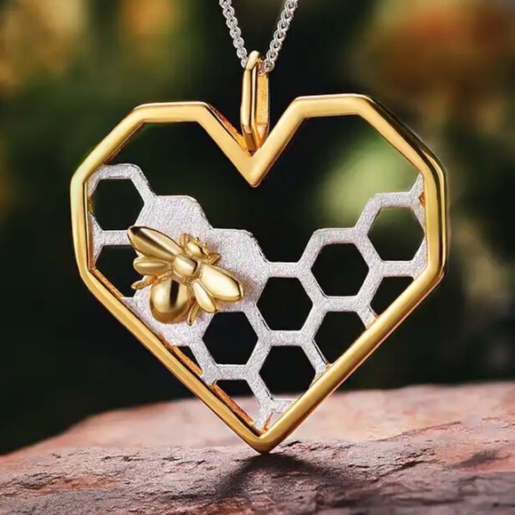 Artisan Handmade 925 Silver Bee Honeycomb Necklace - Picture 6 of 10